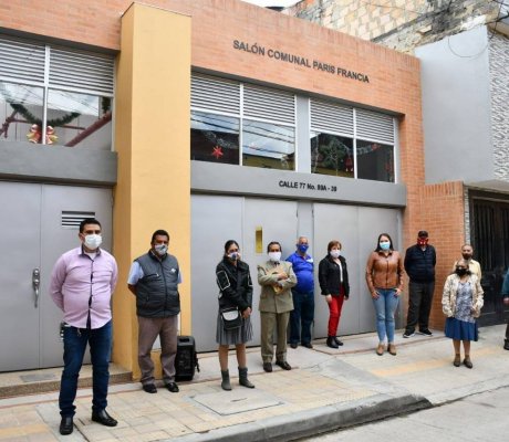 Entrega del Salón Comunal del barrio Paris Francia 